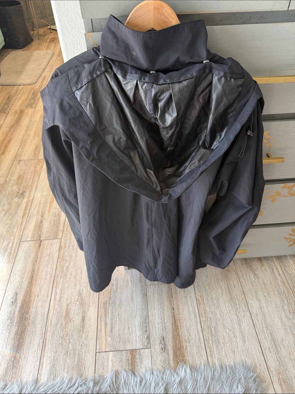 Fabletics Black Ruched-Waist Utility Jacket - Picture 3 of 8